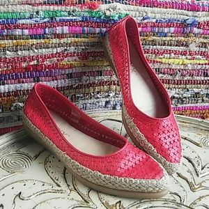 Retro Springtime flats